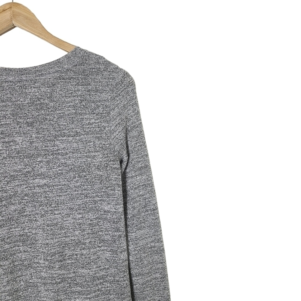 Aritzia Wilfred Free Diapason Gray Long Sleeve Tee Women's Size M - Picture 10 of 14